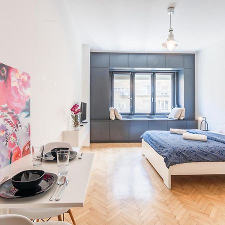 Apartmán Bright Studio With Parliament View, Free Parking Budapešť Exteriér fotografie